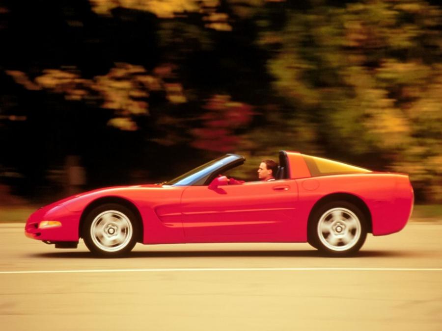  Chevrolet Corvette Coupe (C5) 1997 года  (NA) (фото 16 из 31)